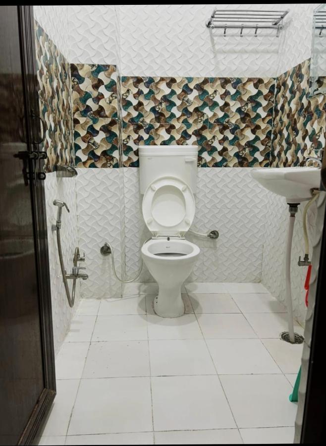Lotus Paying Guest House Βαρανάσι Εξωτερικό φωτογραφία